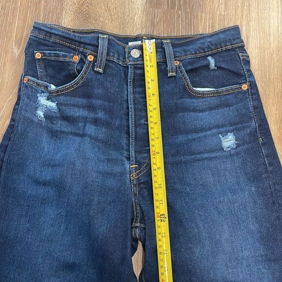 Levi's Ribcage Straight Ankle Distressed Dark Blue Jeans Sz 30 - Picture 15 of 16